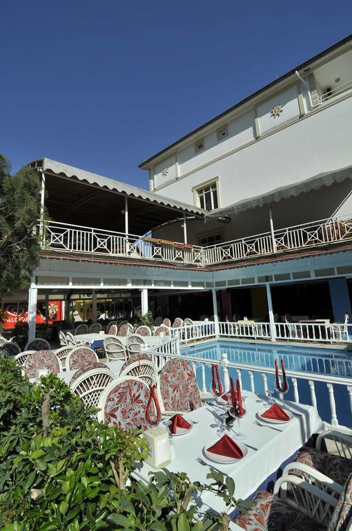 Sun Kiss Hotel Side Exterior foto