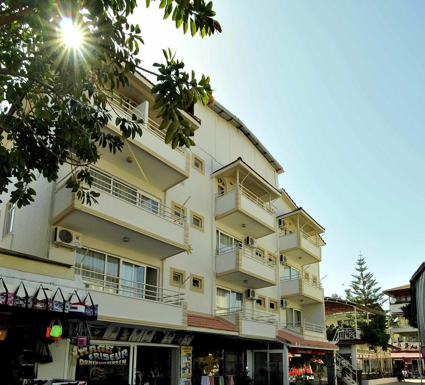 Sun Kiss Hotel Side Exterior foto